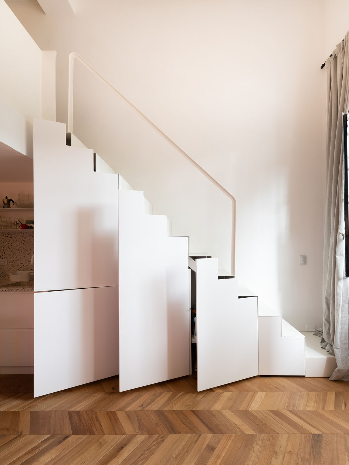 Carol Burton Architecture renovates small historic flat with warm interior space in Buenos Aires