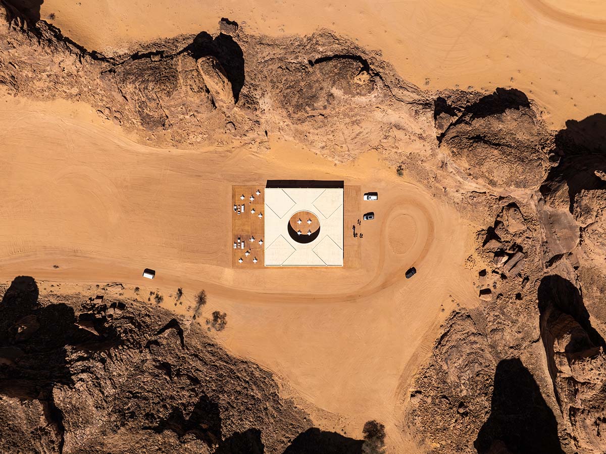 Visitor centre by KWY.studio features diagonally-arranged interior on Saudi Arabian desert 
