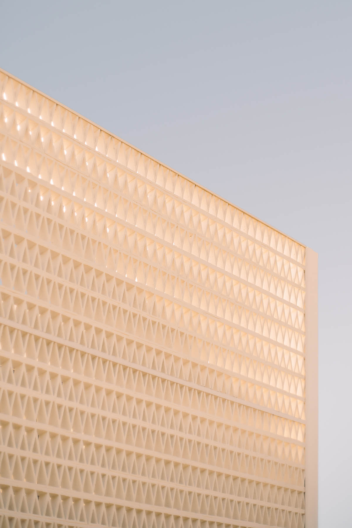 Rea Studio completes Casa Alazán with porous volume in Jalisco, Mexico