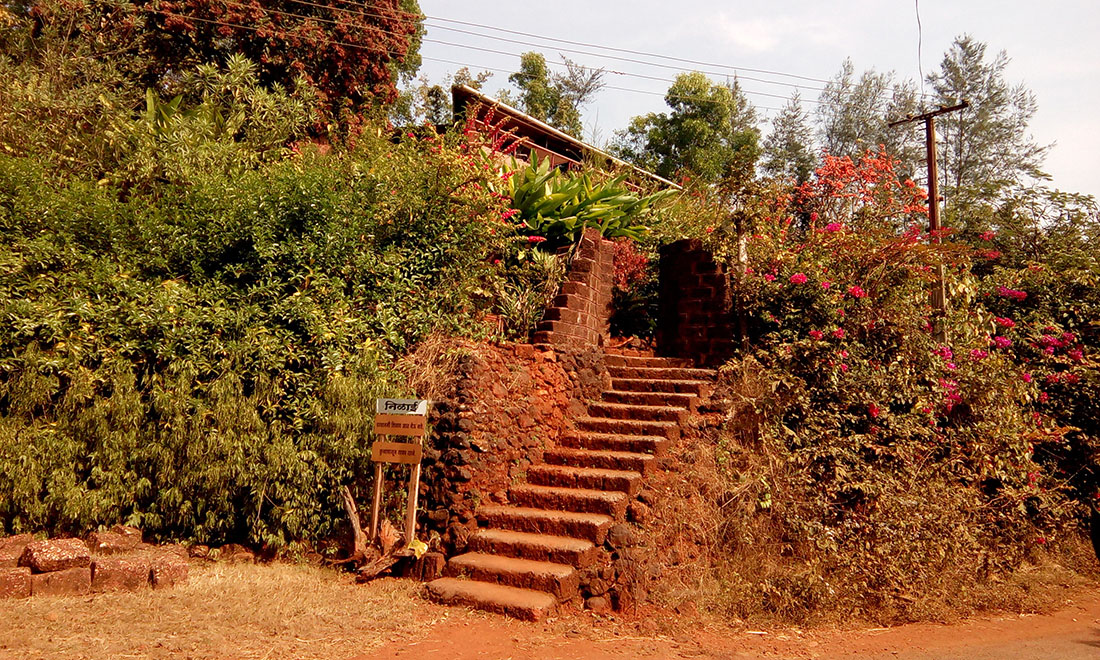 On Organic Architecture: 'Neelai' Lake House by Shirish Beri & Associates