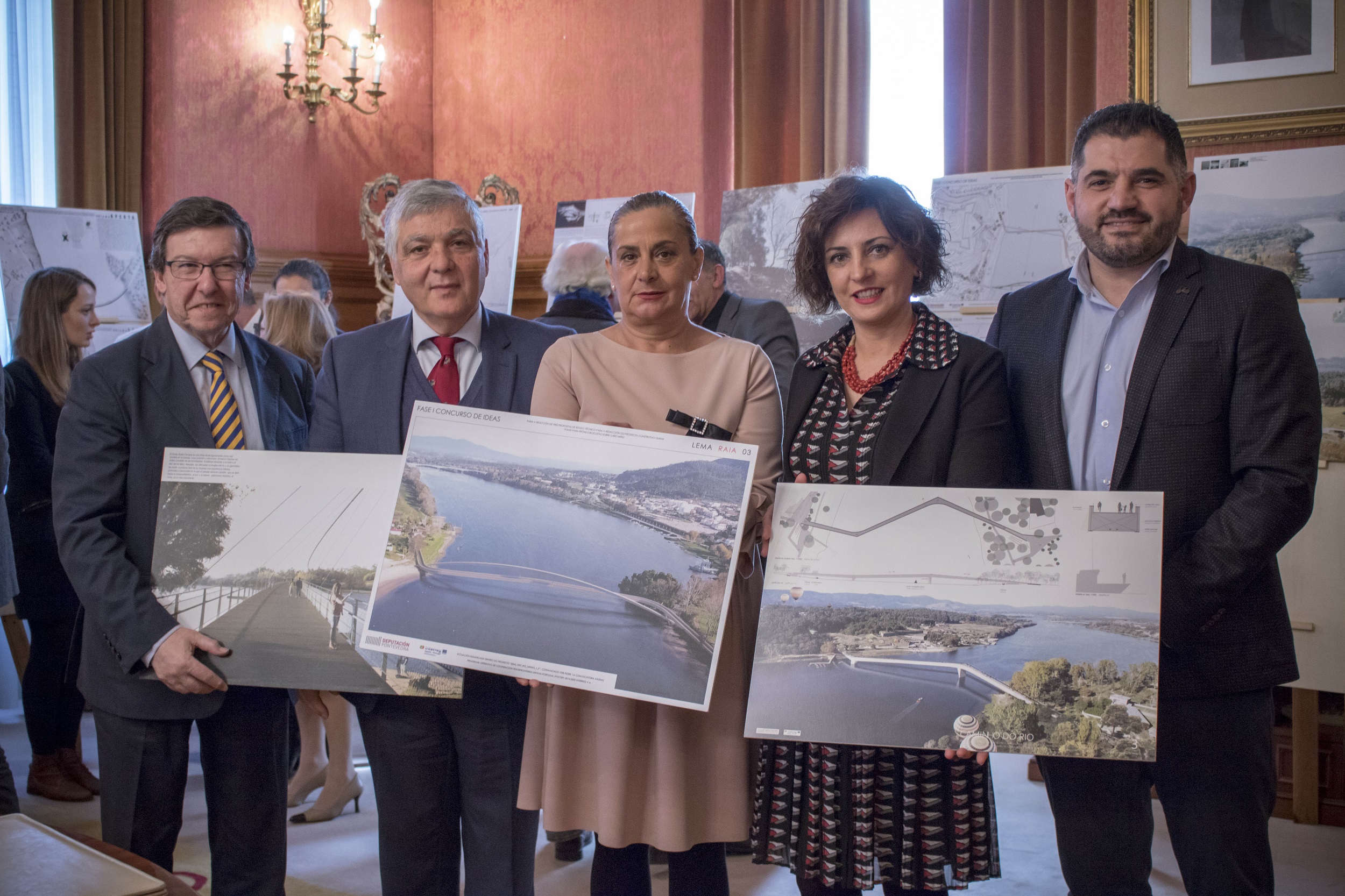 Alvaro Siza Vieira wins a competition for pedestrian and cycle bridge between Cerveira and Tomiño