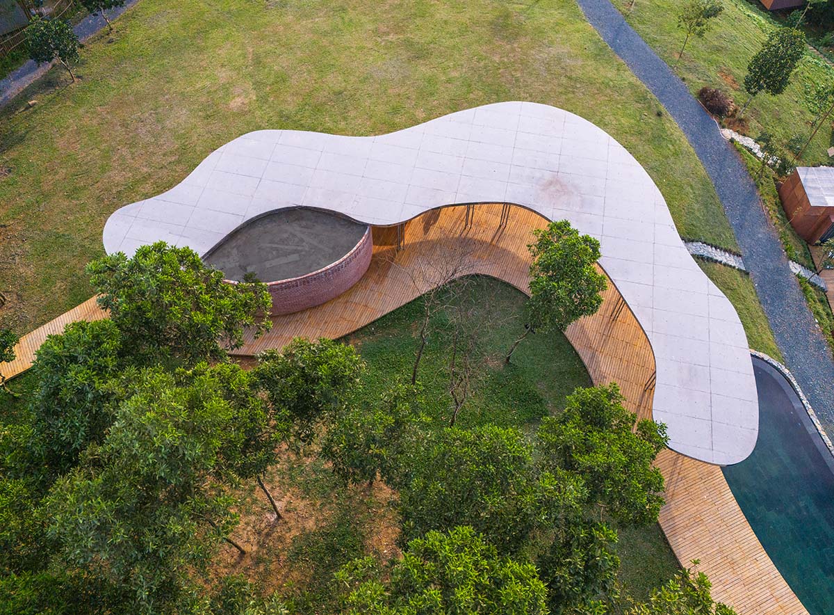 Idee architects creates sinuous and reflective canopy for Quin Pavilion on Hanoi hills