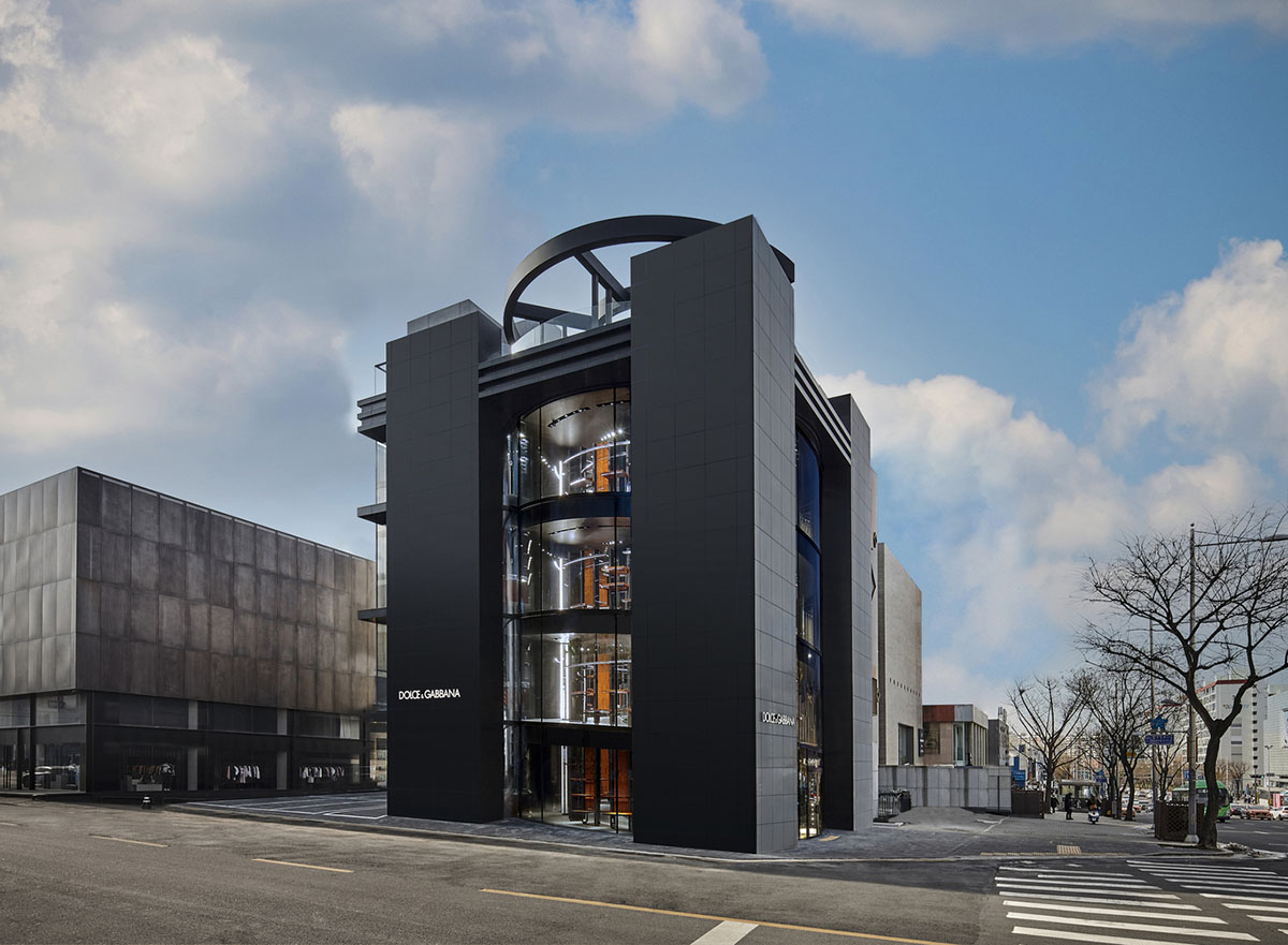 Ateliers Jean Nouvel wraps Dolce & Gabbana's Seoul store with four pillars made of black granite