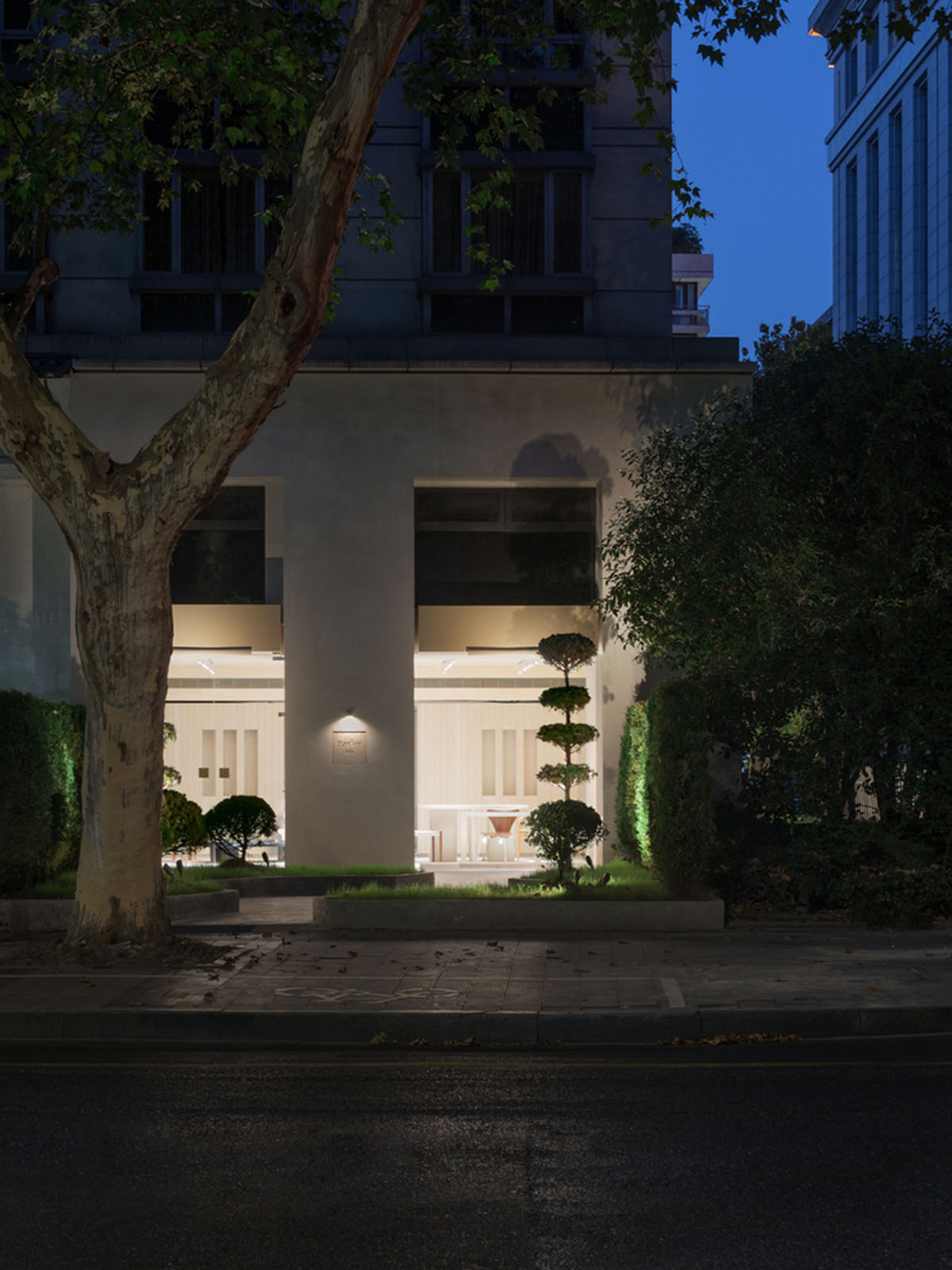 Jewelry shop is designed to feel more like 