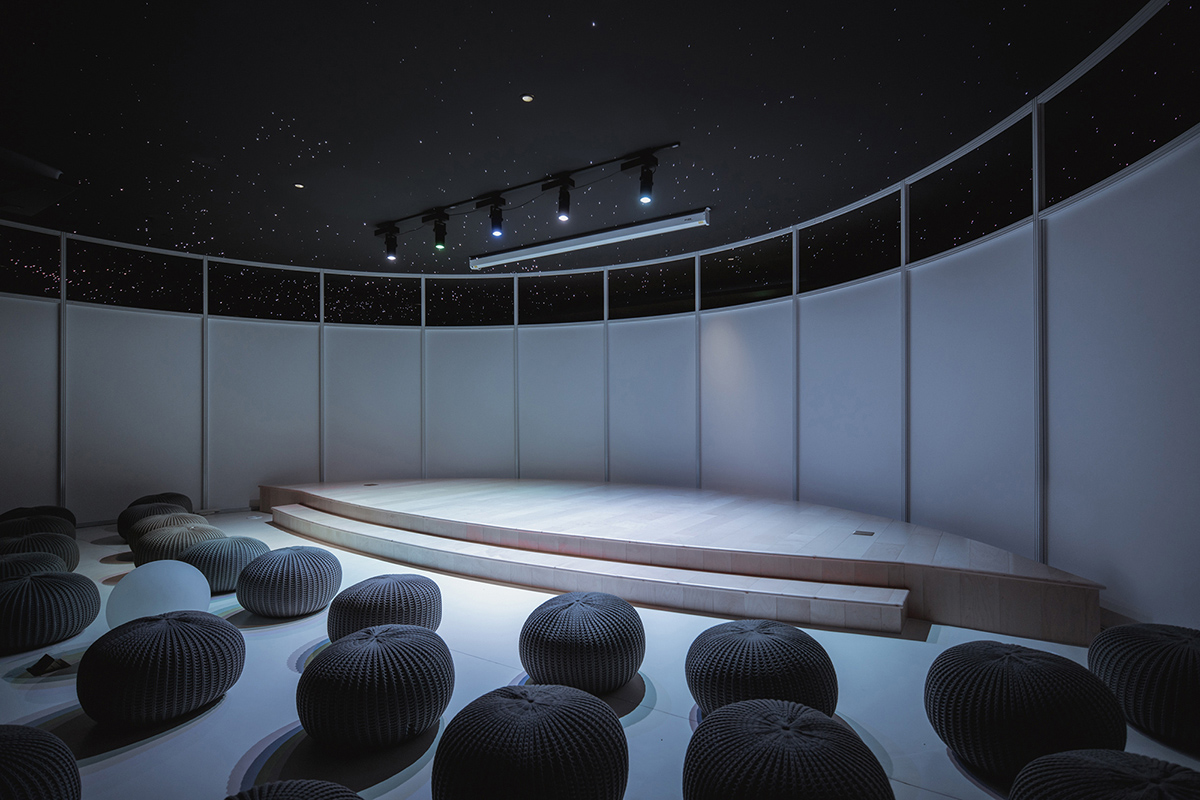 Wutopia Lab Designed a Restaurant as a Magical Neverland for Kids