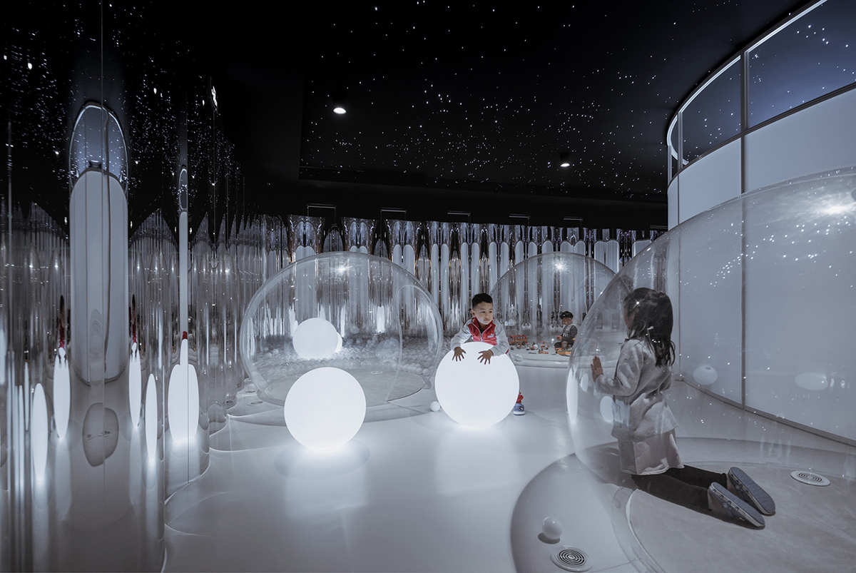 Wutopia Lab Designed a Restaurant as a Magical Neverland for Kids