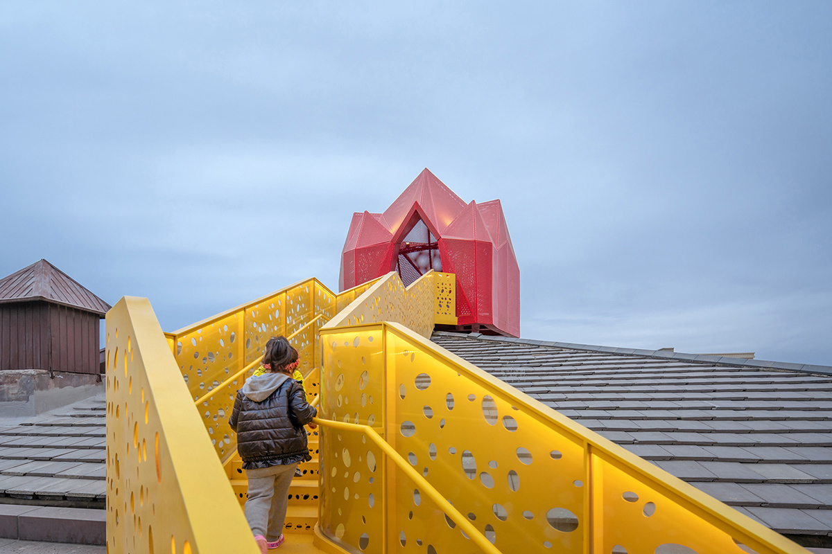 Wutopia Lab Designed a Restaurant as a Magical Neverland for Kids