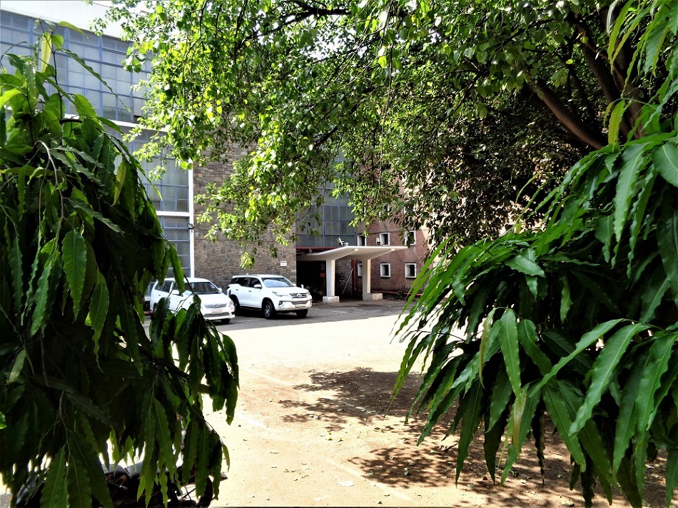 Maxwell Fry-Designed, India’s First Glass-Façade Government Press Building At Chandigarh, Revisited