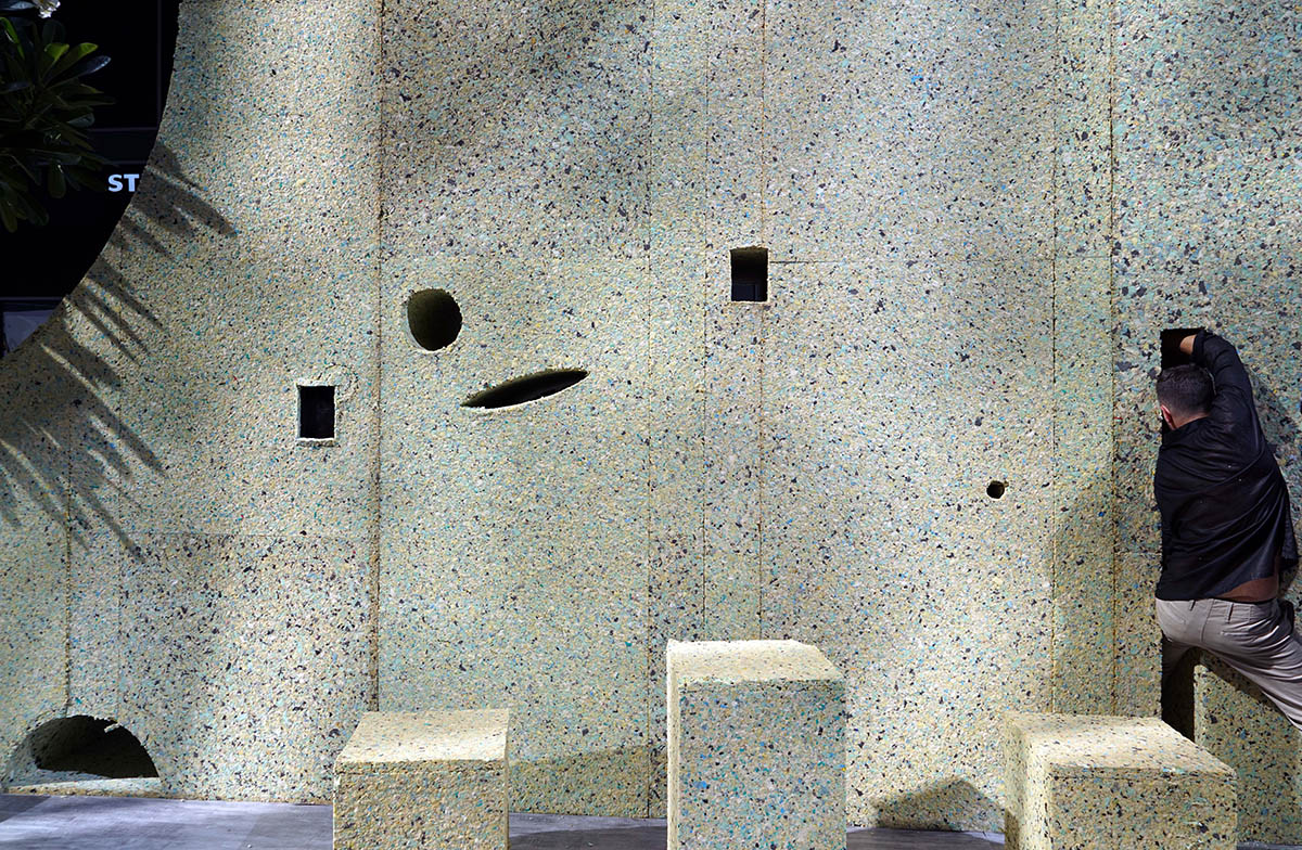 T SAKHI Architects' interactive wall for Lebanese Pavilion addresses Lebanon's social barriers