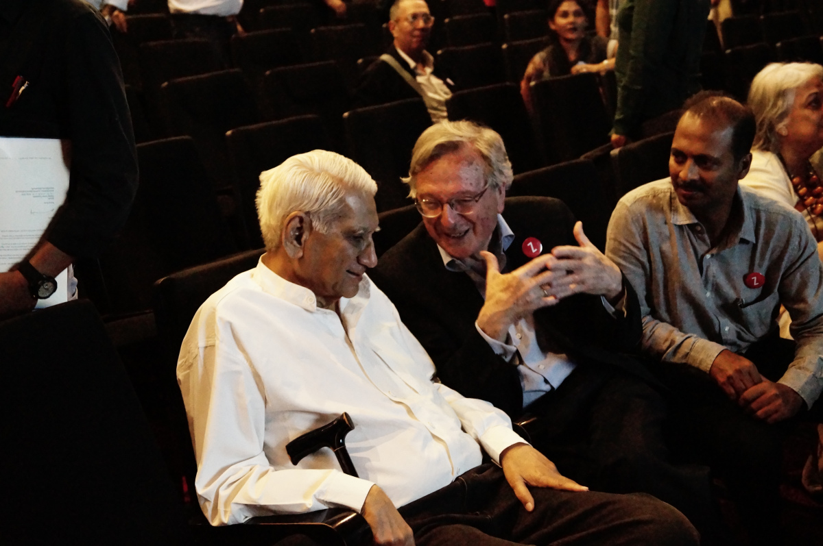 Recapitulating Z-Axis 2015 #1: Everything that is History and Prologue