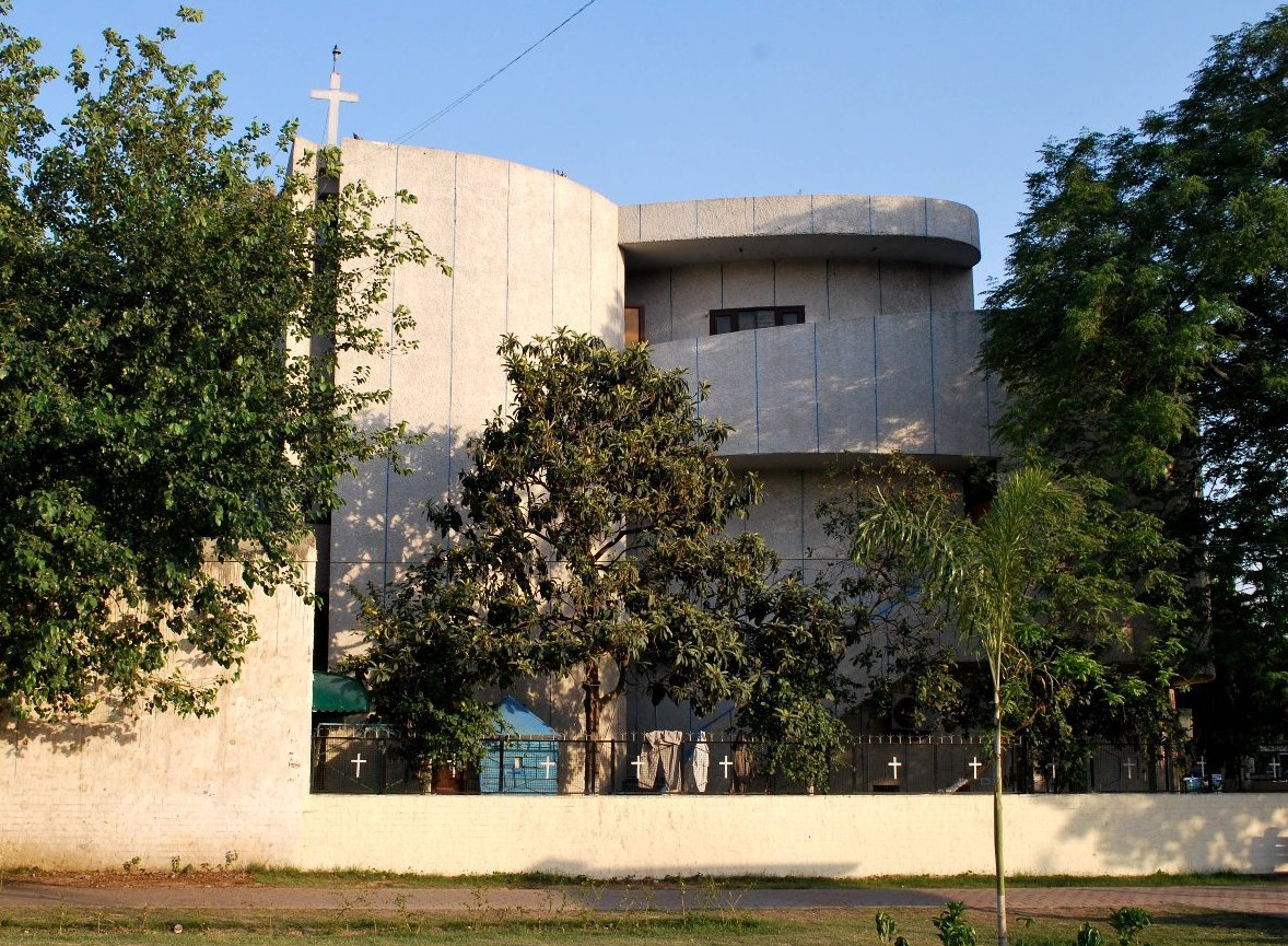 Church Of God, Chandigarh Is A Manifestation Of Vitruvius's 3 Points - Utility, Firmness & Delight