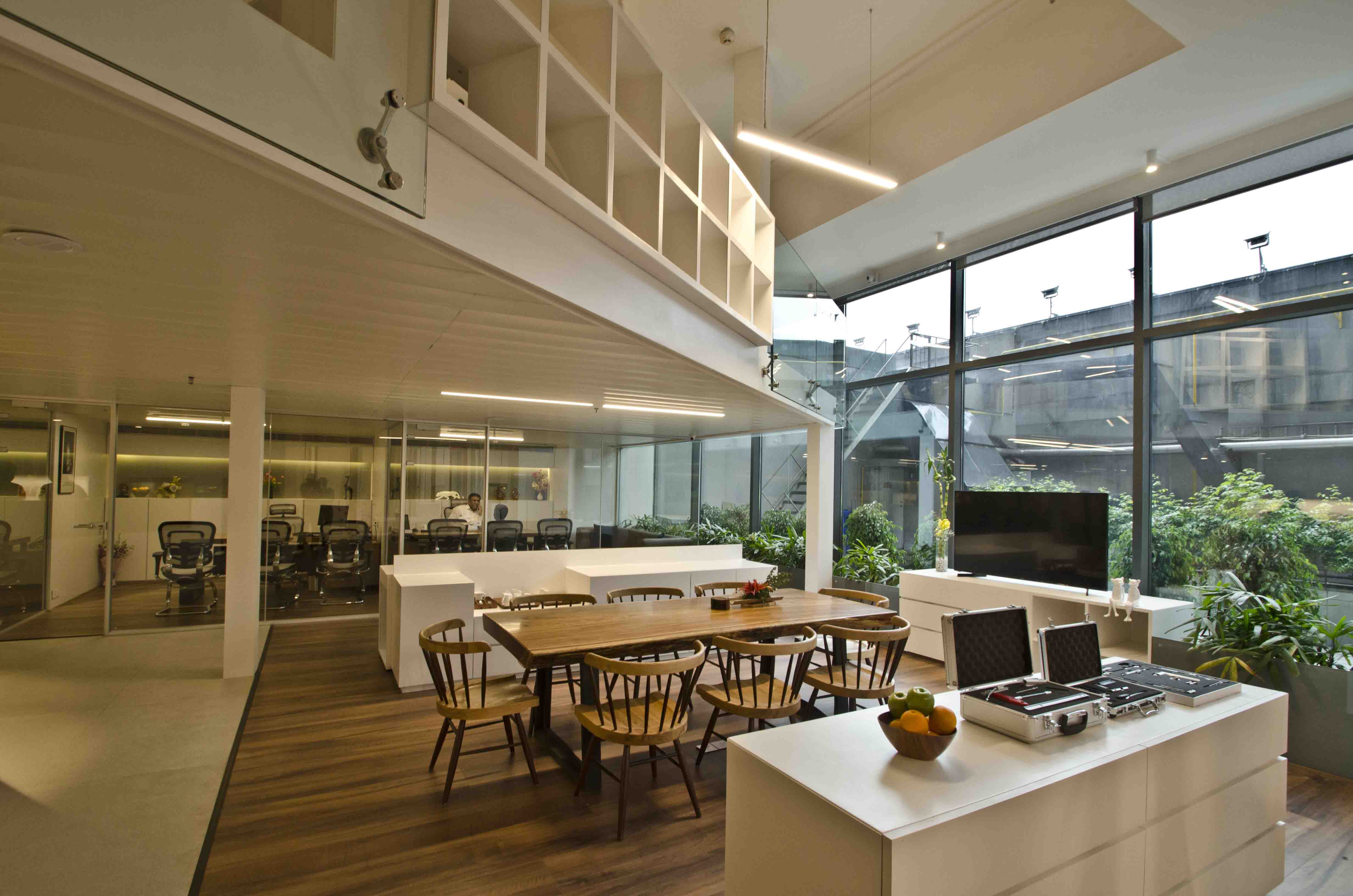 Aesthetik Office By Salient Design Studio Curates The Encouraging & Engaging Office Ecosystem