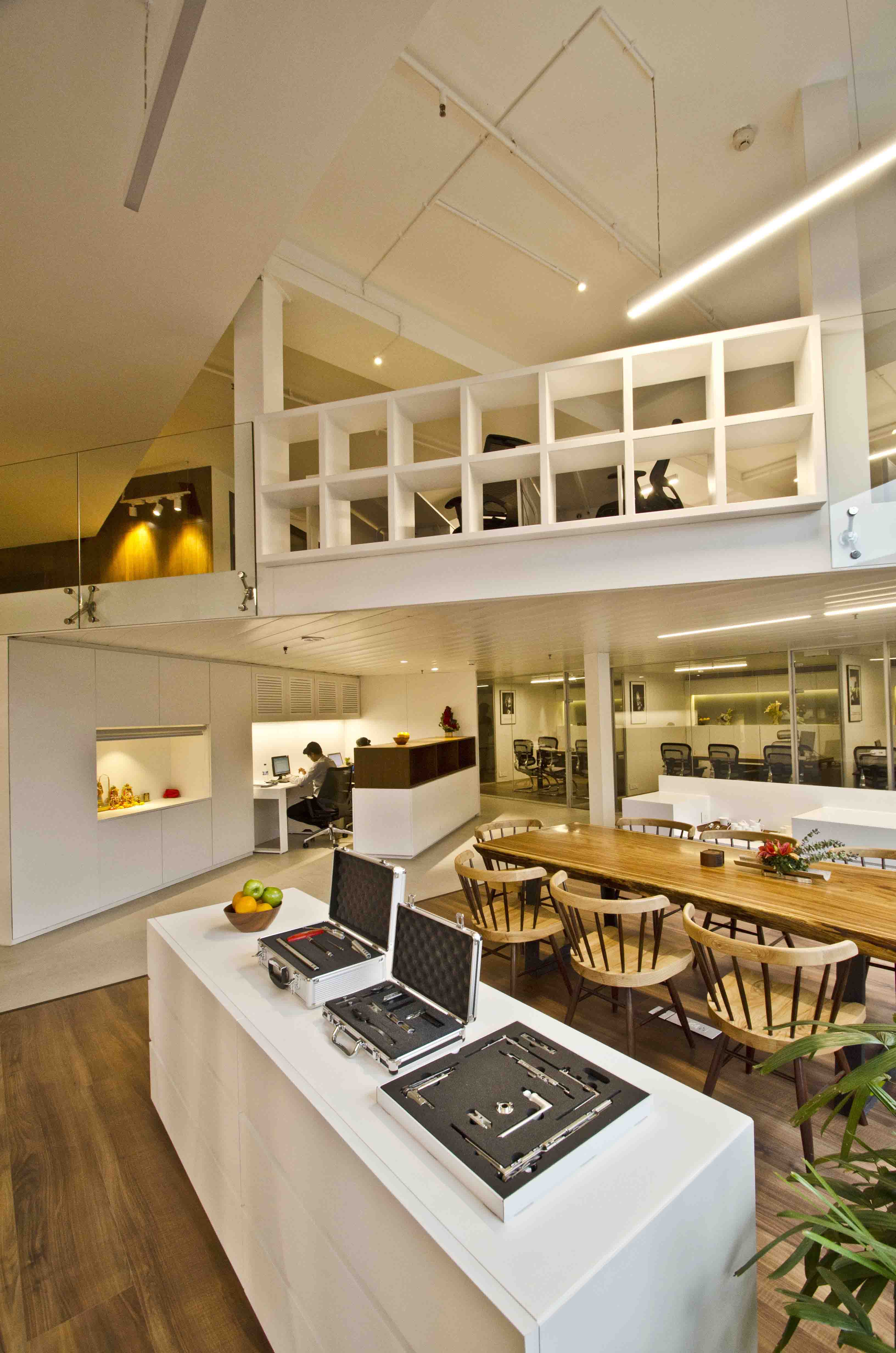 Aesthetik Office By Salient Design Studio Curates The Encouraging & Engaging Office Ecosystem