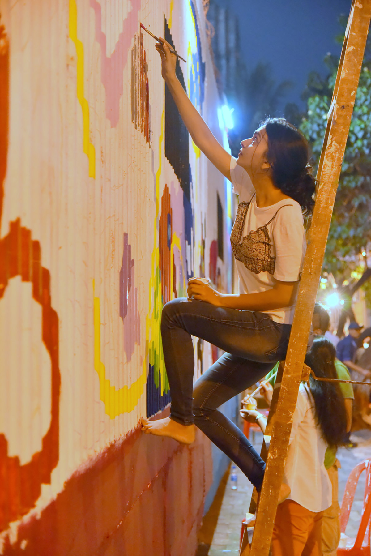 4000 Square Foot Wall Painting Risen at Mumbai’s Majhi Metro Art Festival