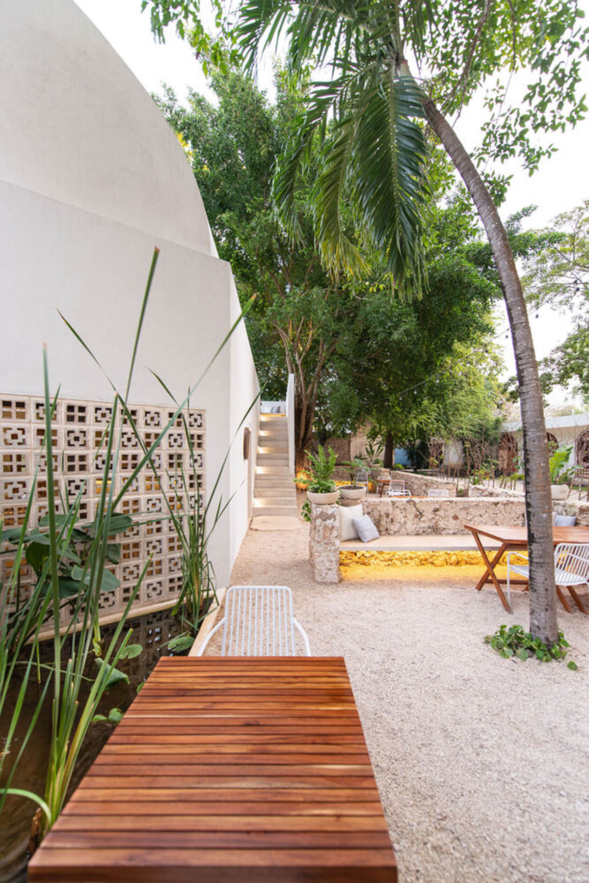 TACO converts small rural house into a restaurant on a corner plot in Mérida, Mexico