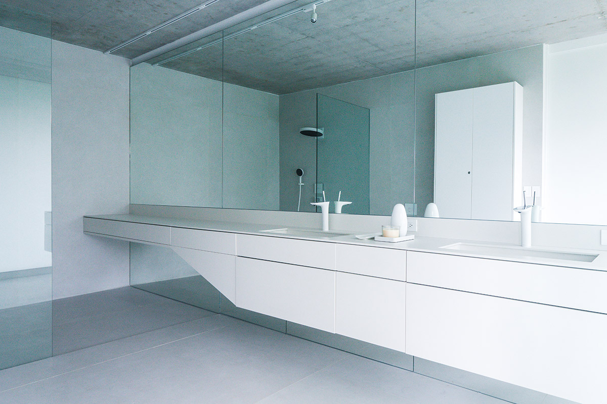 Estudio Felipe Escudero designs Magnolia House around a courtyard and magnolia tree in Ecuador