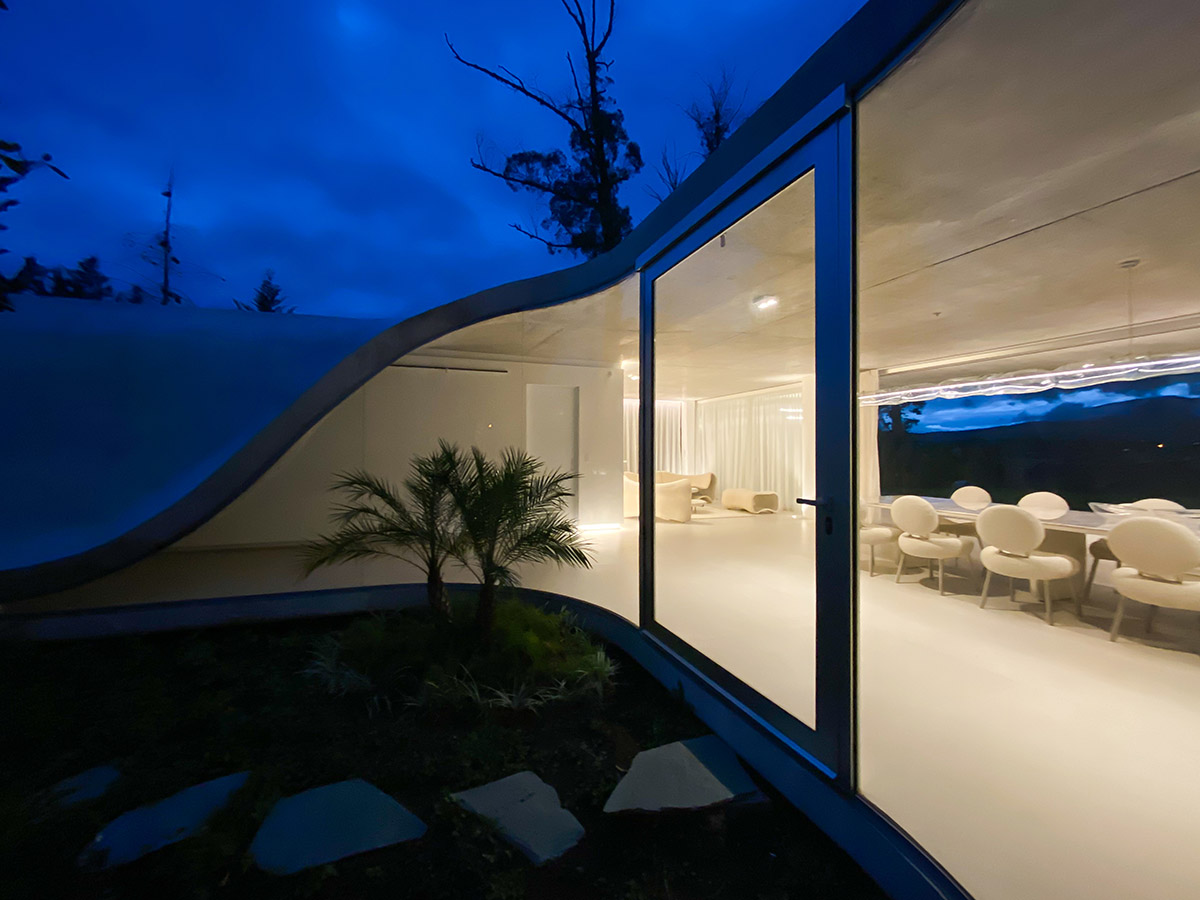 Estudio Felipe Escudero designs Magnolia House around a courtyard and magnolia tree in Ecuador