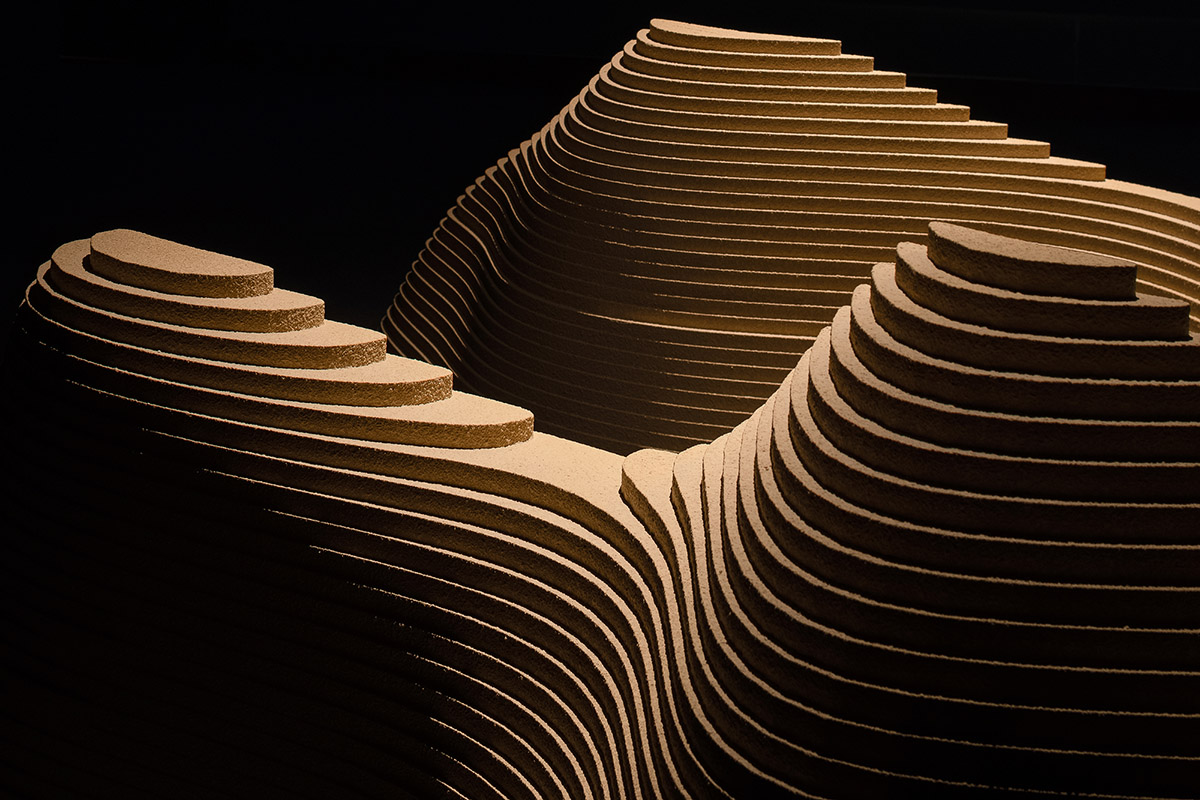 Giant free-form structure gives the feeling of 