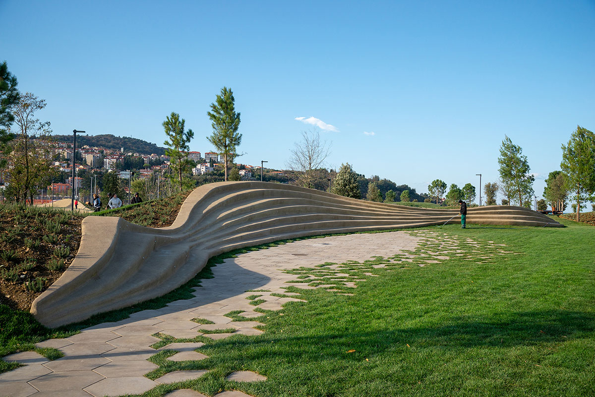 Enota completes a new Central Park with undulating urban elements in coastal town of Slovenia