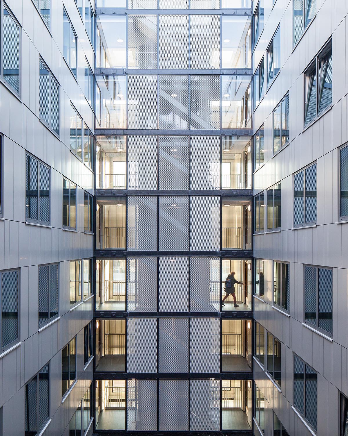 Mecanoo completes cubic student housing wrapped in gold-tinted fa&ccedil;ade in Rotterdam