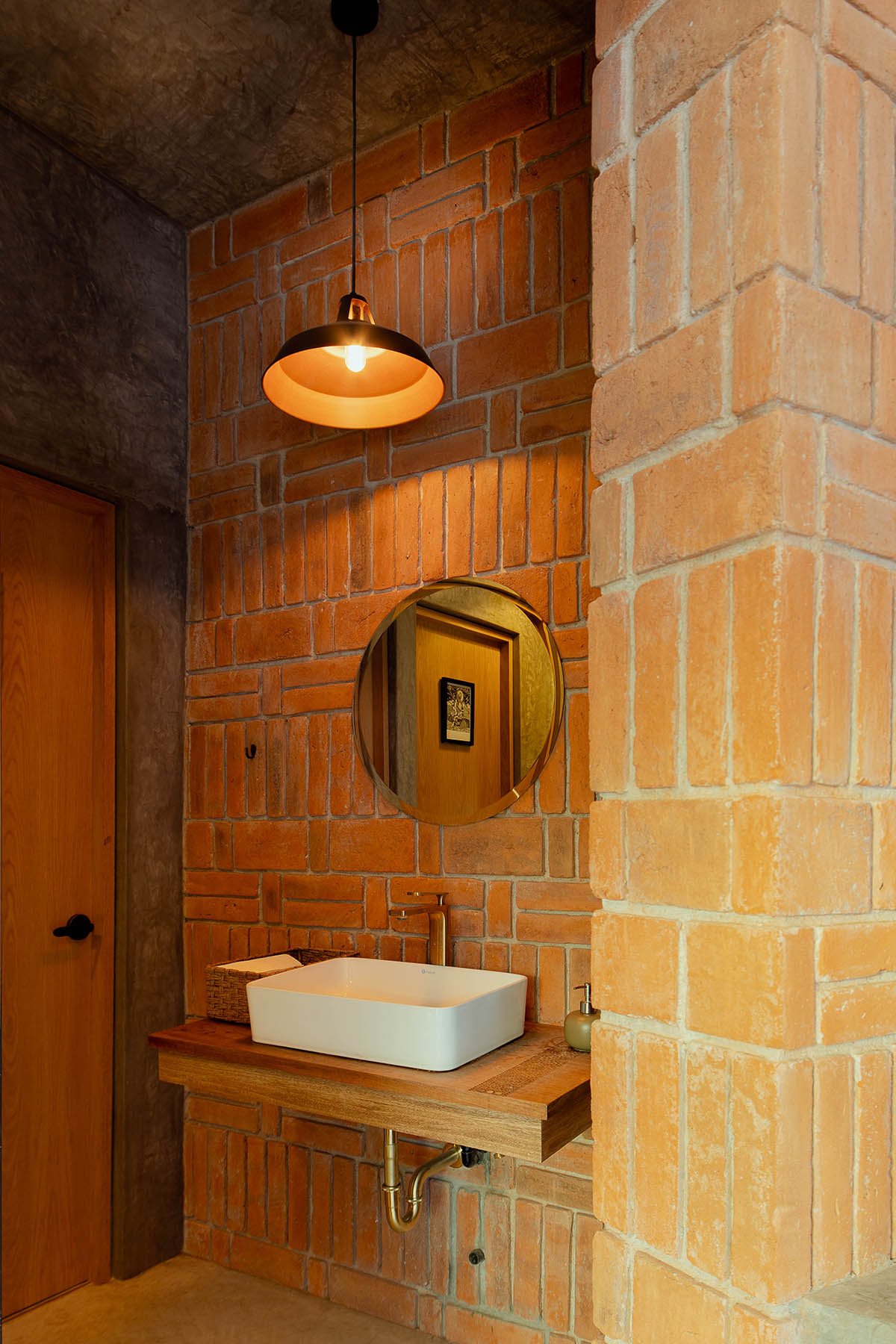 Estudio Tecalli built bar with red brick vault in Mexico