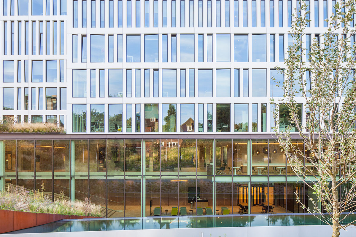 Mecanoo completes new Eurojust Headquarters in the Hague with rhythmically-designed facade elements