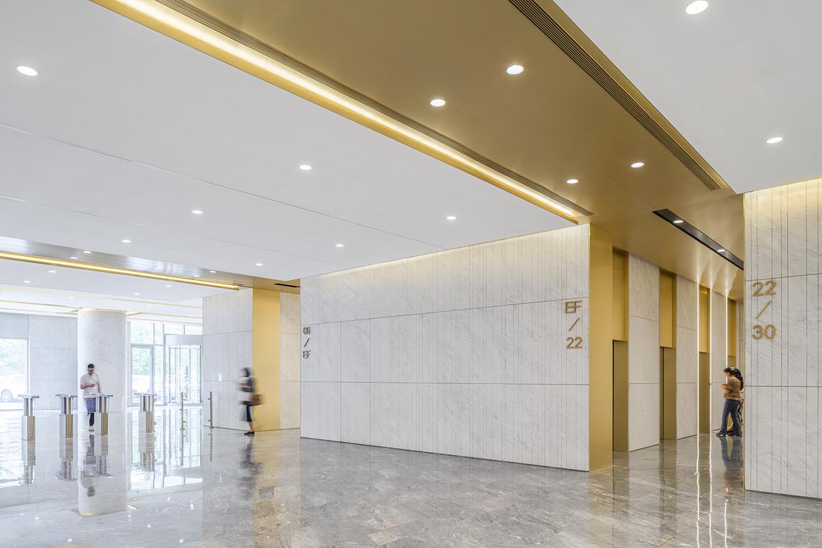 CLOU renovates Beijing's Huijing Twin Towers with a three-dimensional city courtyard