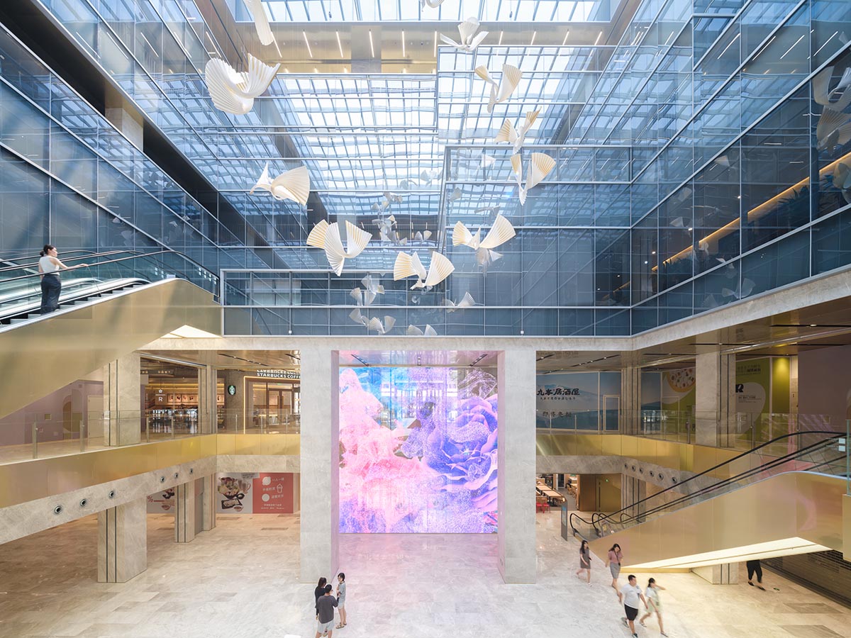 CLOU renovates Beijing's Huijing Twin Towers with a three-dimensional city courtyard