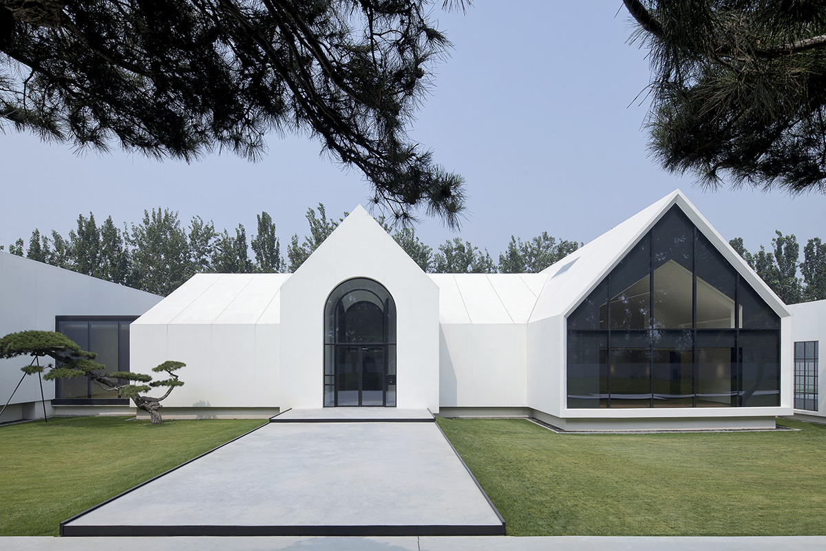 Vermilion Zhou Design Group In China Created An Art Museum That Has 199 Pine Trees