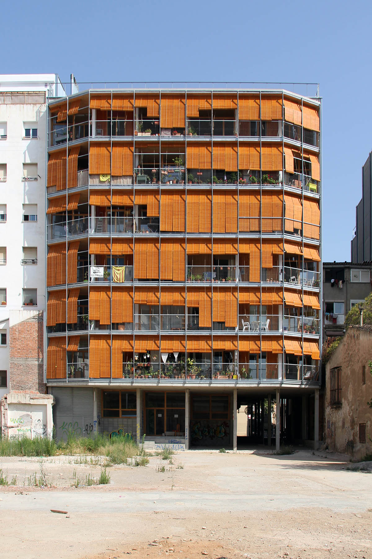 Lacol получает премию «Новая архитектура 2022 года» с проектом La Borda — кооперативное жилье в Барселоне