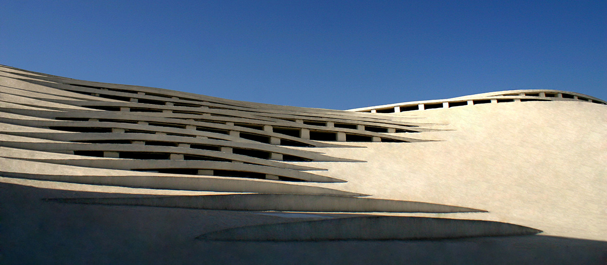 Modern Vali-e-Asr mosque in Tehran stirs controversy as it has no minaret or dome