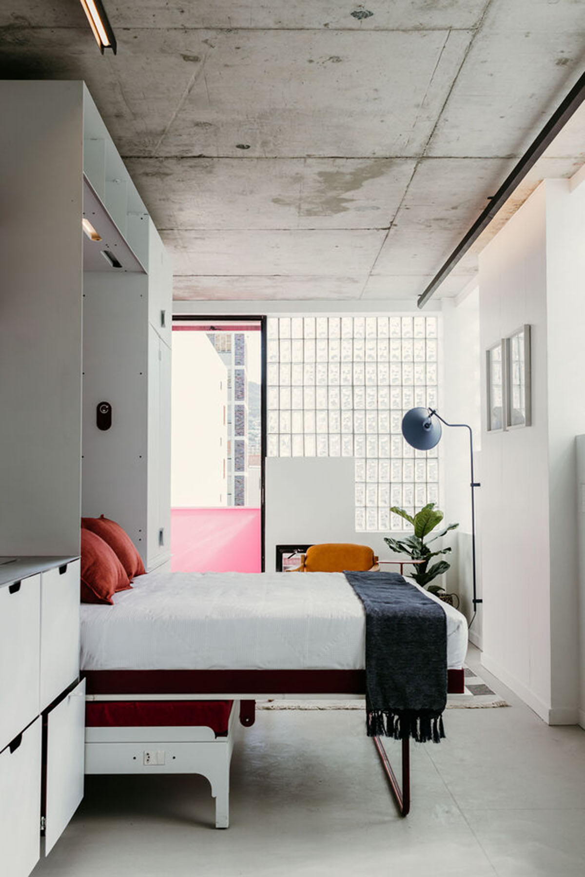 Two Five Five Architects adds protruding bright pink marshmallow balconies to apartment in Cape Town