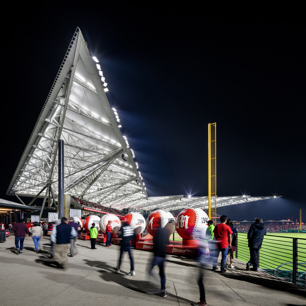 FGP Atelier completes Mexico's baseball stadium with a roof resembling Diablos' trident