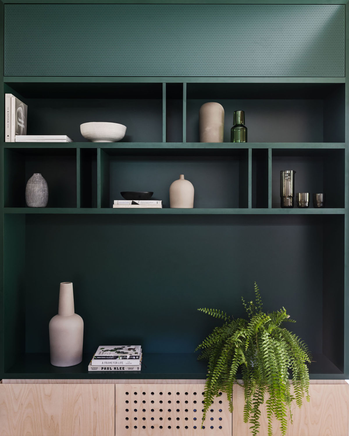 FIGR Architecture & Design built this Pop-up house with floating volume in Essendon, Australia