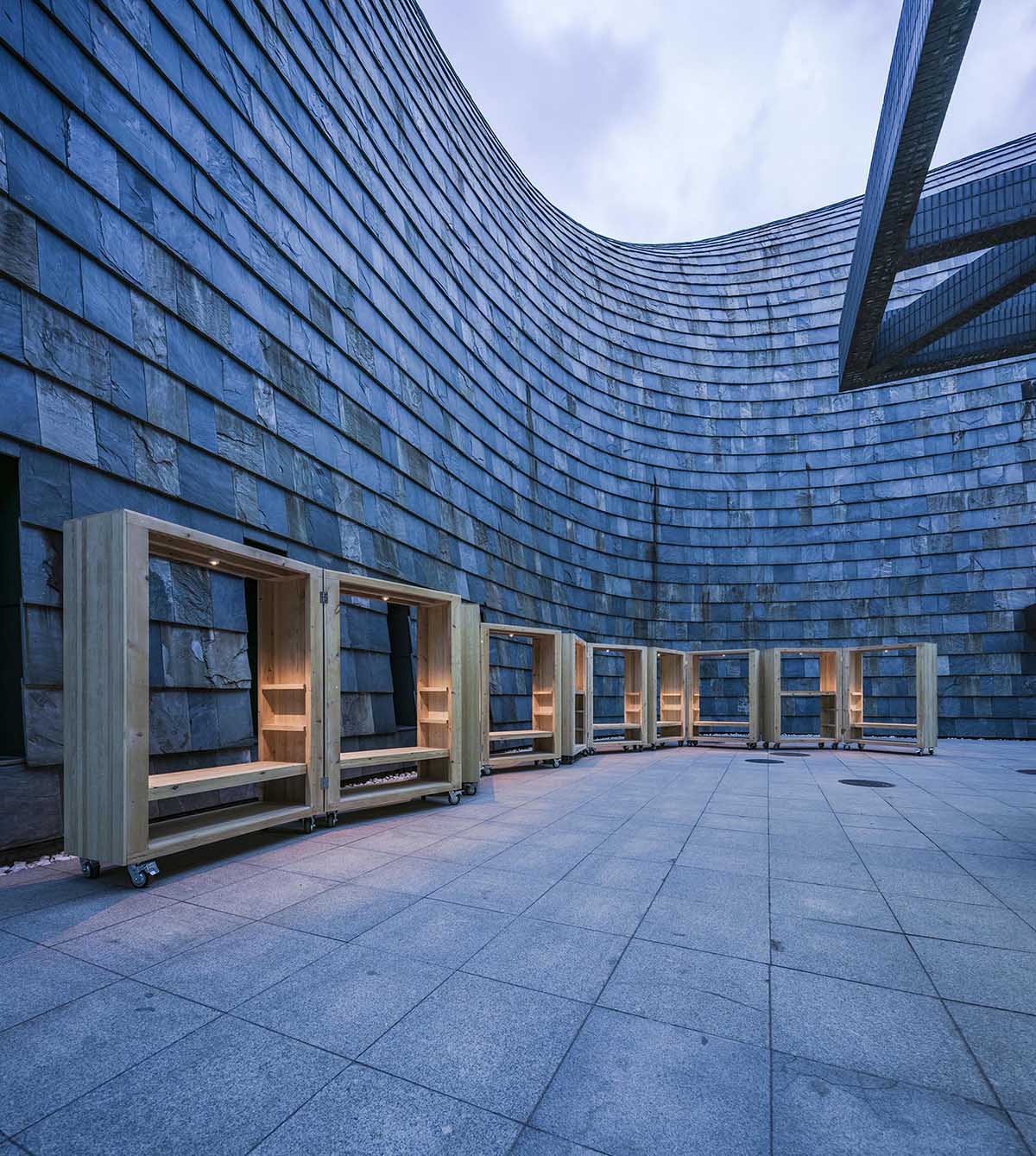 CAFAarchStudio10’s students designed seven installations creating personalized forms with wood