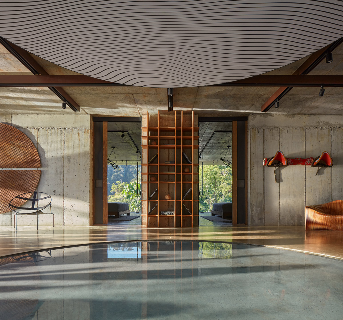 Refuel Works and Formafatal complete Art Villa addressing to colorfulness of Costa Rican jungle