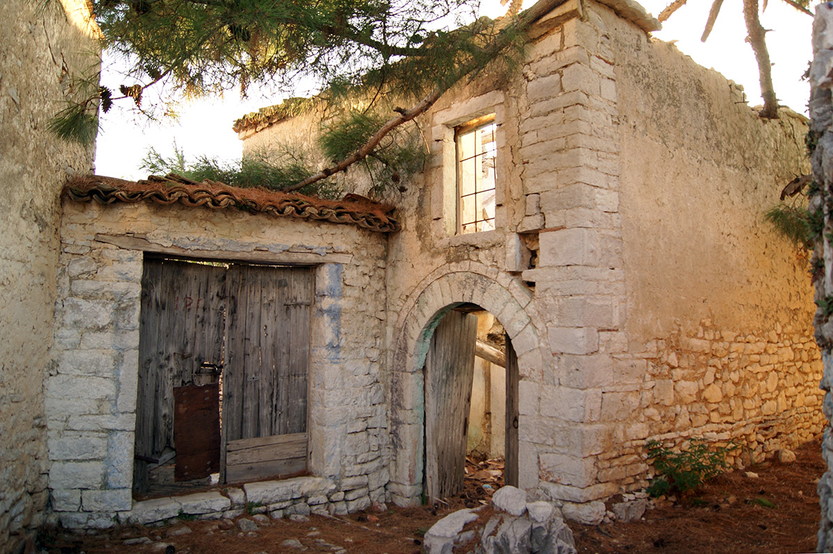 Revitalization of Upper Qeparo - Architecture Students Contemplate the Future of the Village