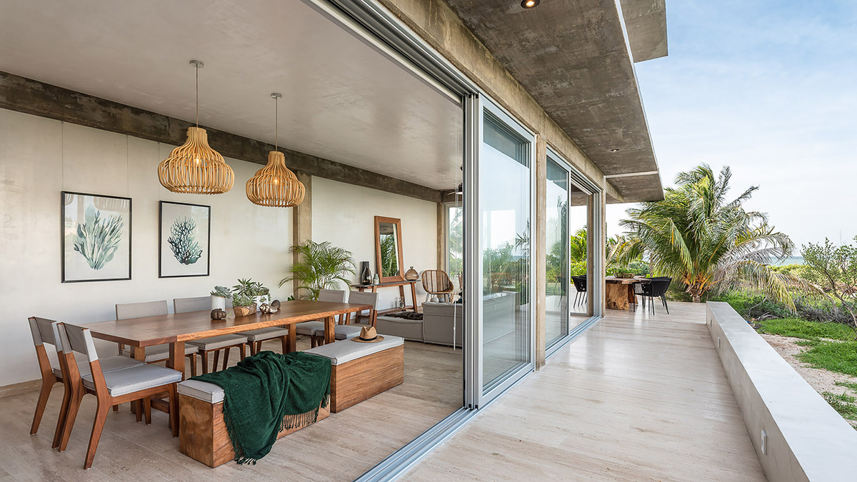 Thin concrete slabs are extruded to bring lightness to this Mexican house