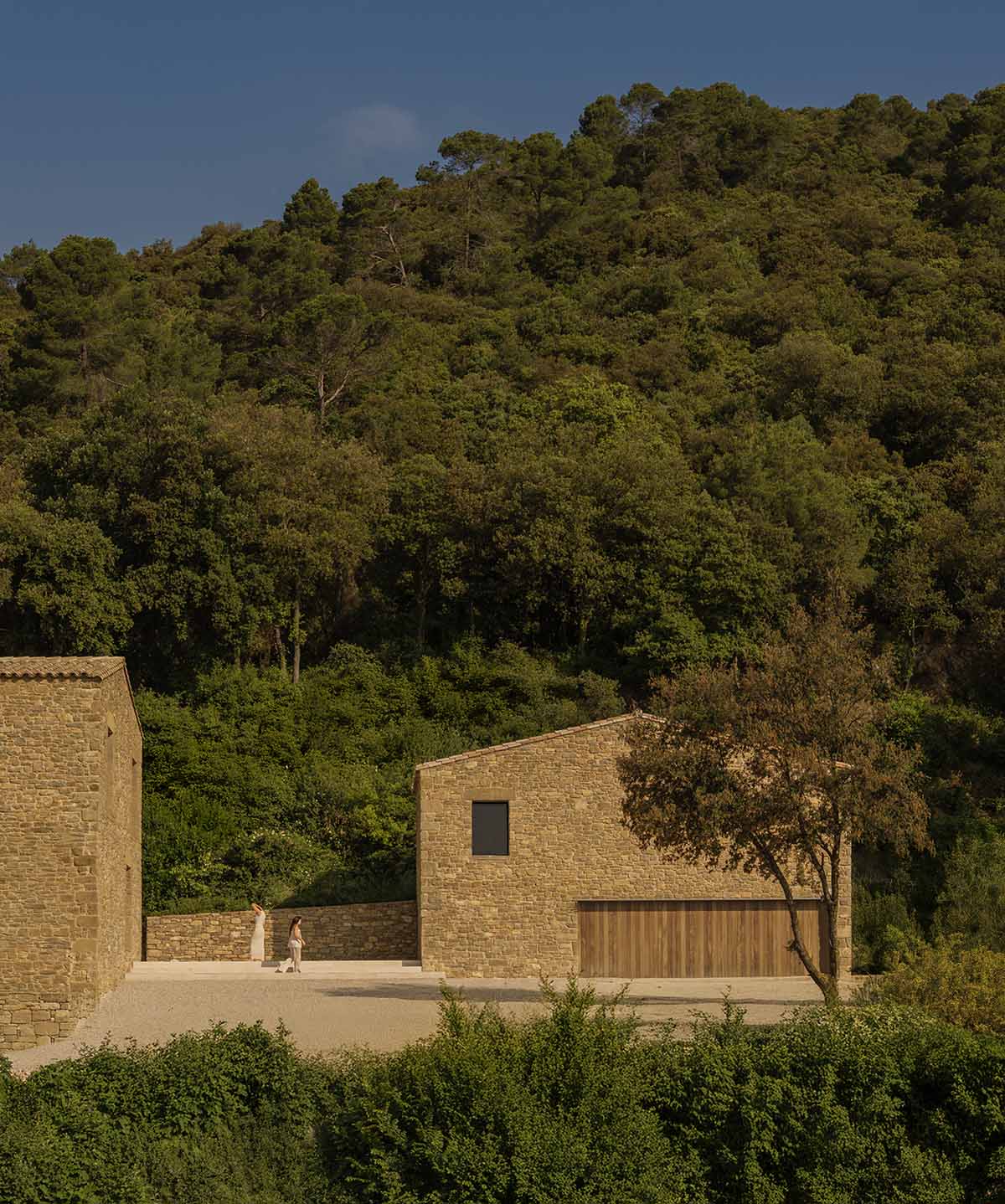 Fran Silvestre Arquitectos revives tradition with a seamless restoration of a farmhouse in Girona 