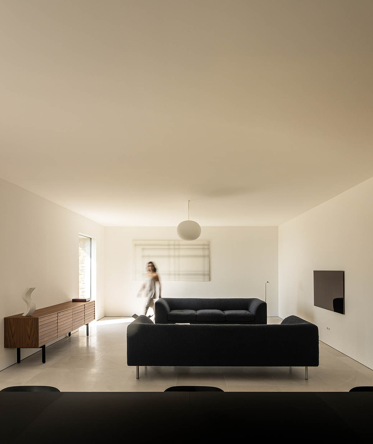 Fran Silvestre Arquitectos revives tradition with a seamless restoration of a farmhouse in Girona 