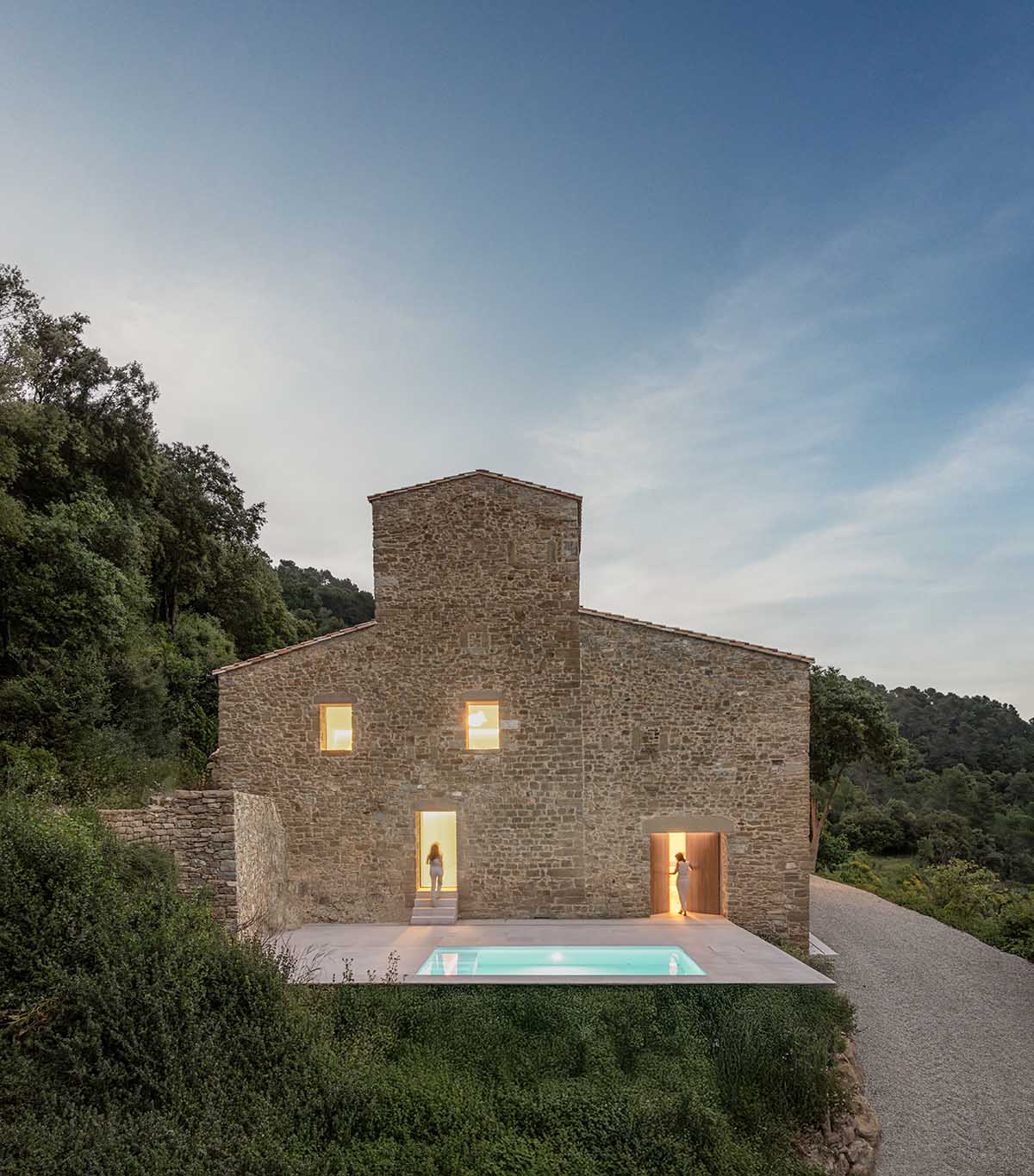 Fran Silvestre Arquitectos revives tradition with a seamless restoration of a farmhouse in Girona