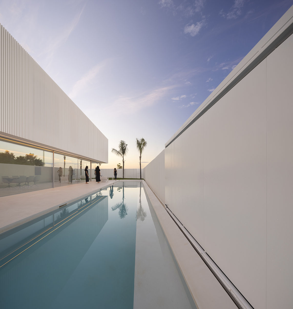 Fran Silvestre Arquitectos reveals permeable Piera House in Spain