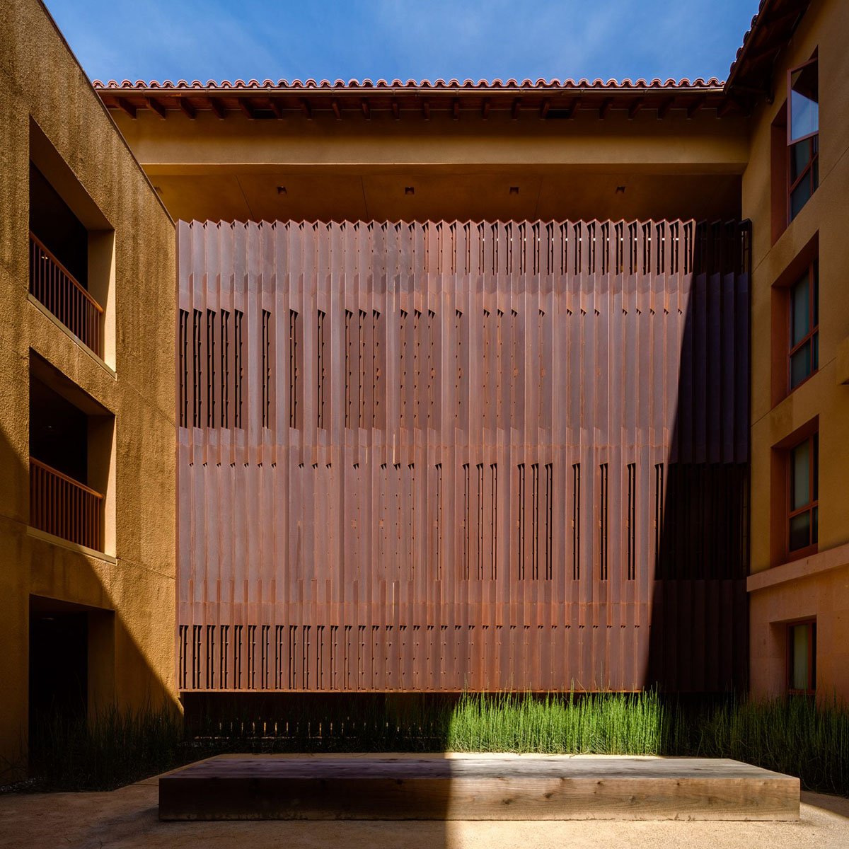 Five studios win 2018&ndash;19 
J. Irwin and Xenia S. Miller Prize for Best Architecture in Community