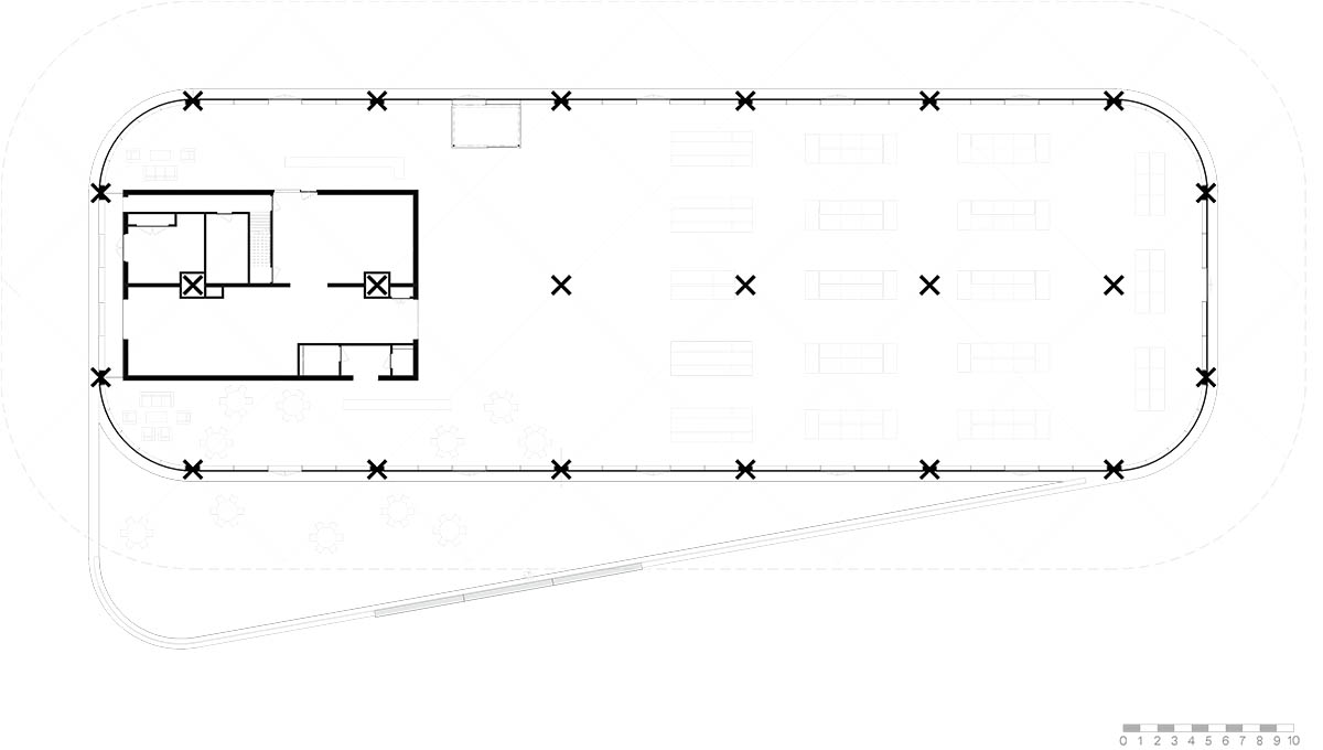 De Zwarte Hond built cathedral-like market hall with net-like wooden trusses and columns in Groningen