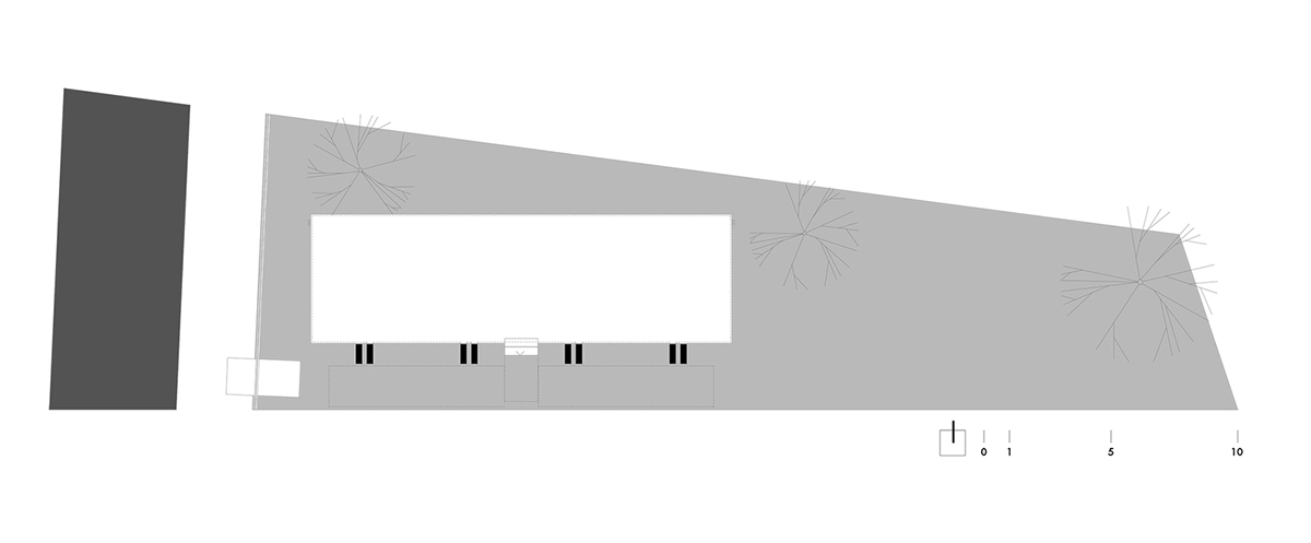 TDA uses mega cantilevered concrete block as a roof and social gallery for a house in Paraguay