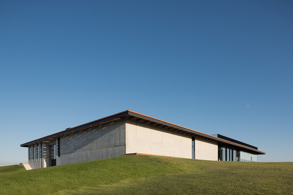 Kleinewelt Architekten completes new winery and cultural centre in Russia