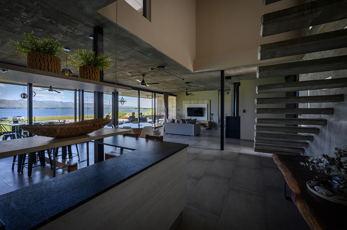 Development Architectural Group completes SC House in Córdoba