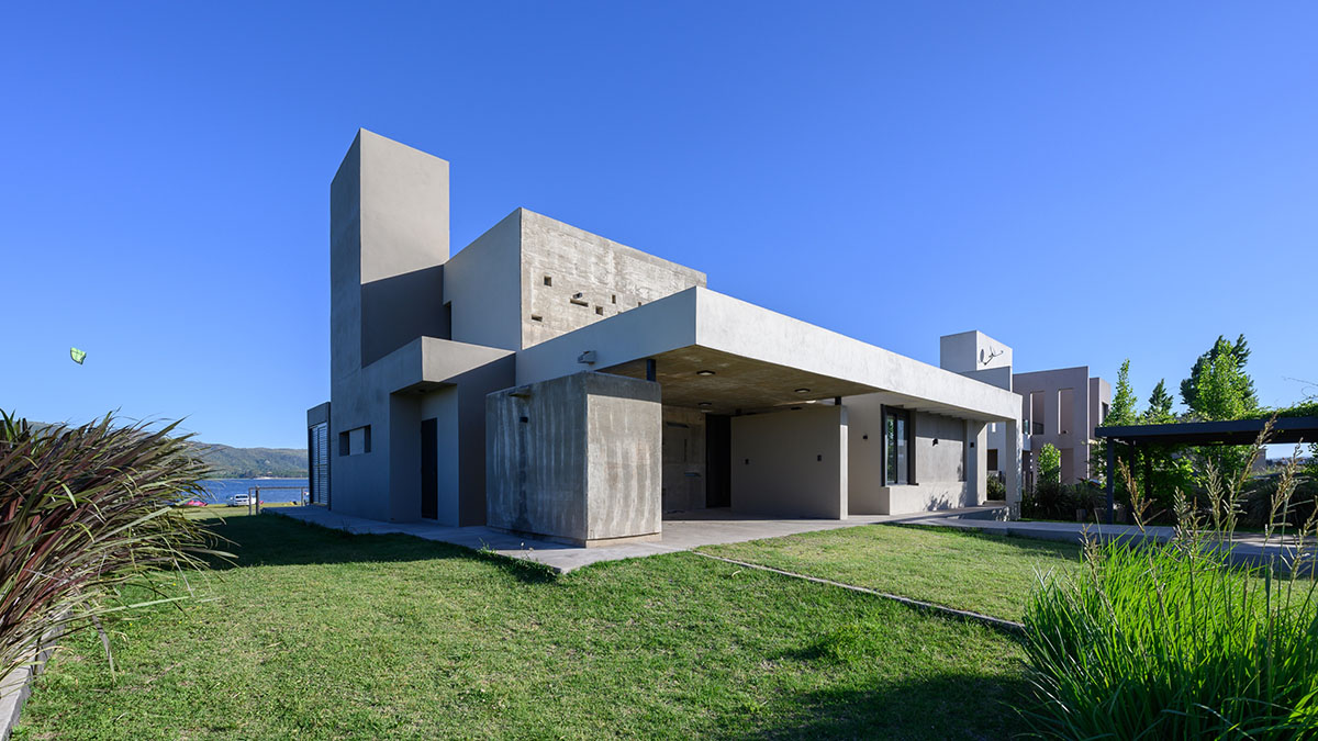 Development Architectural Group completes SC House in Córdoba