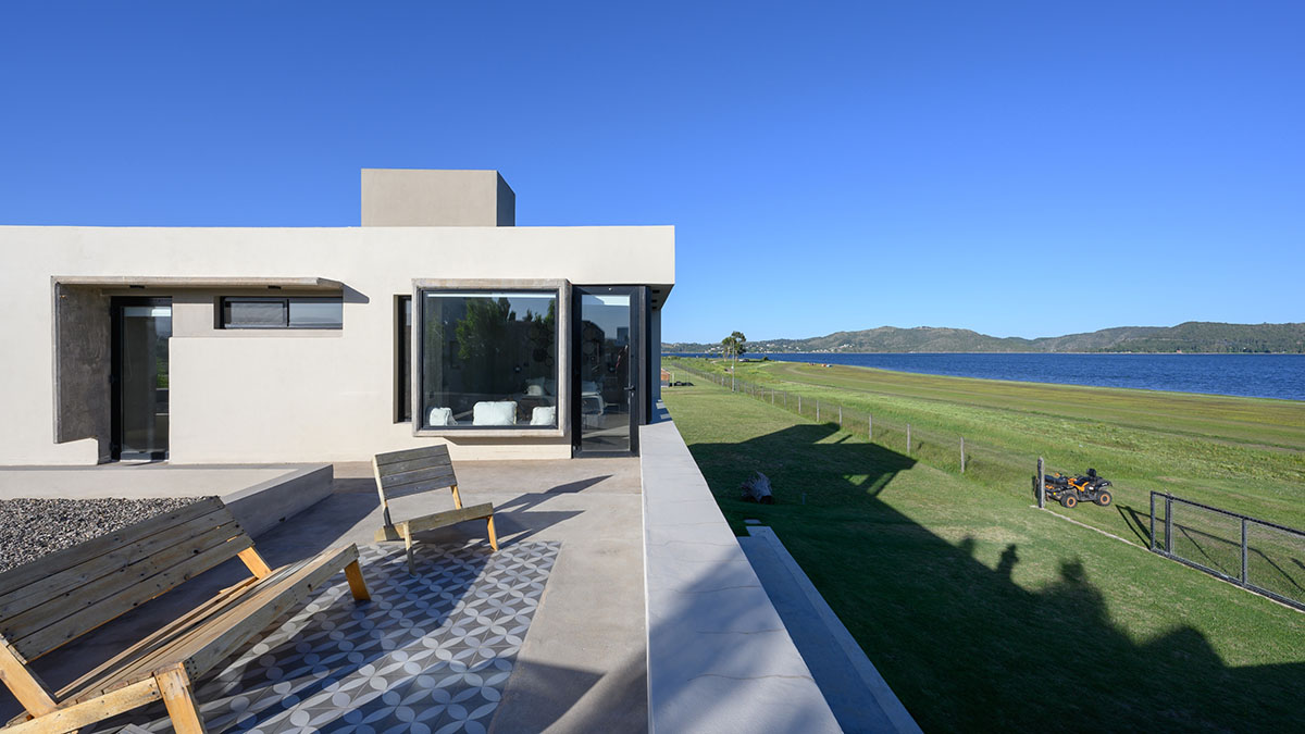 Development Architectural Group completes SC House in Córdoba