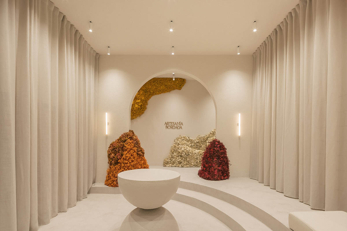 Pastel-toned showroom by Clap Studio welcomes spring in Valencia